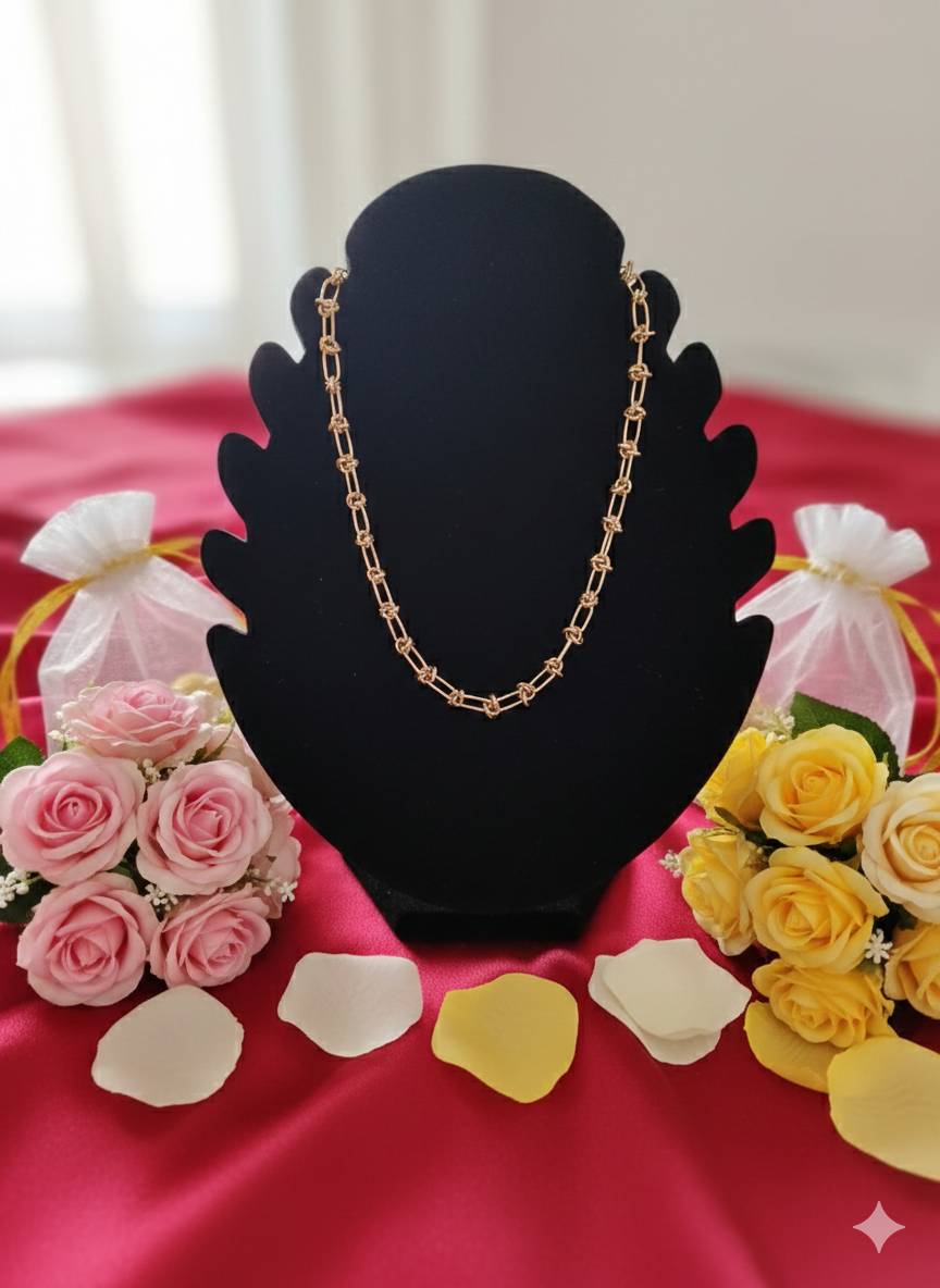 Collar "Eternal Link" – Simplicidad con carácter